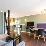 Asia Suite - Versteck Am Strom